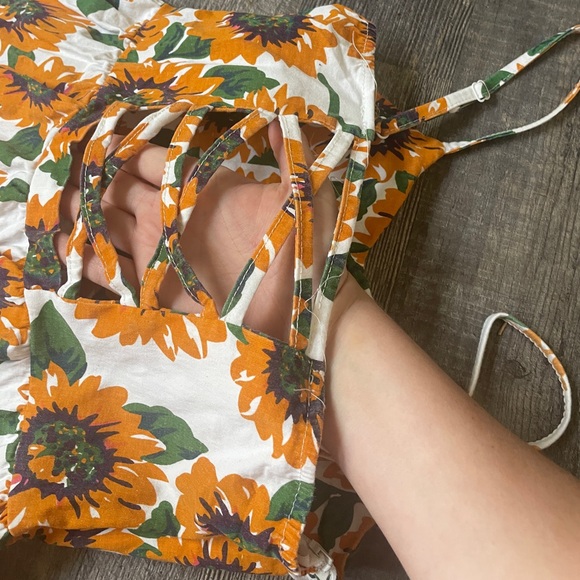 Sunflower sundress with back detail - Picture 4 of 4